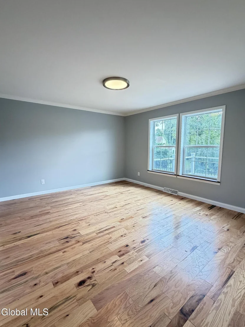 Photo of 56 Outlet Drive