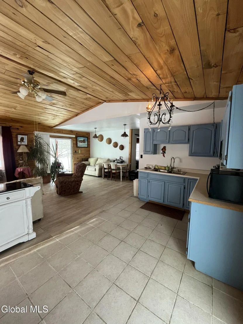 Photo of 47 Valley View Way