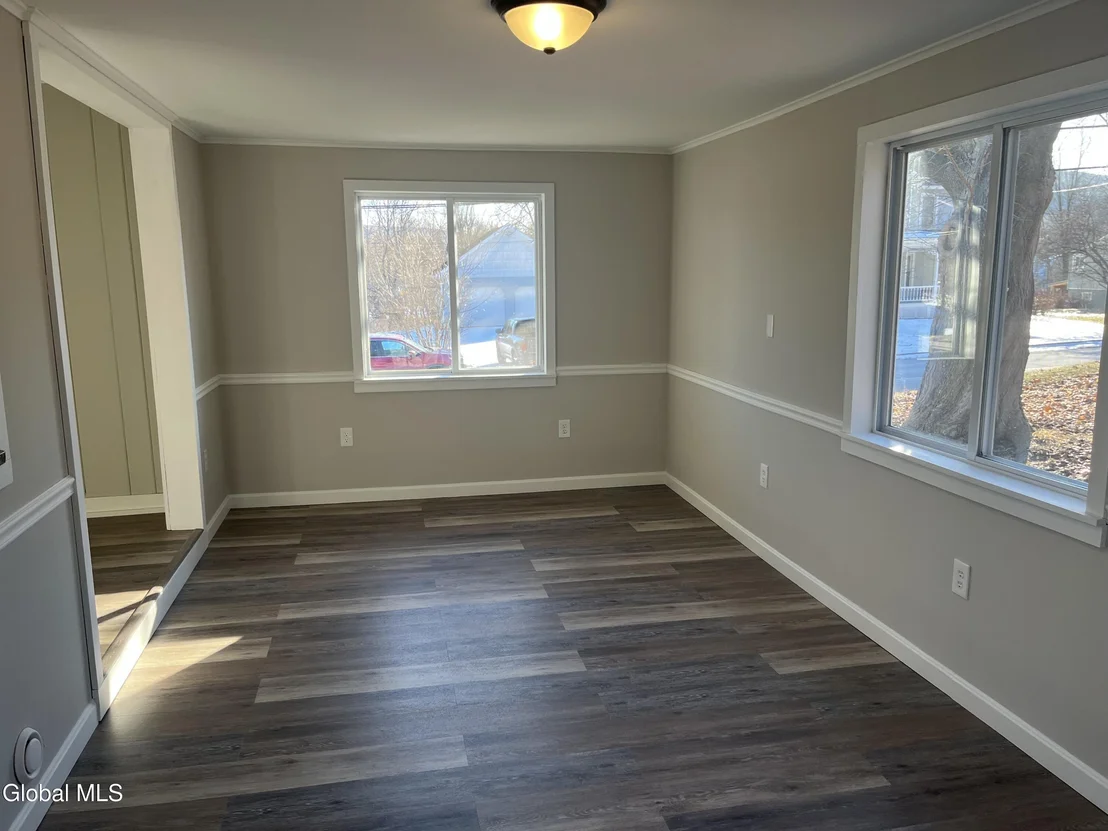 Photo of 41 Saint Claire Street