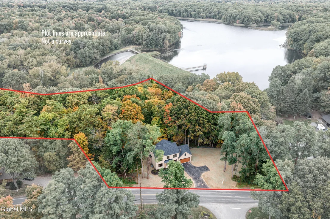 Photo of 1737 Crescent Road