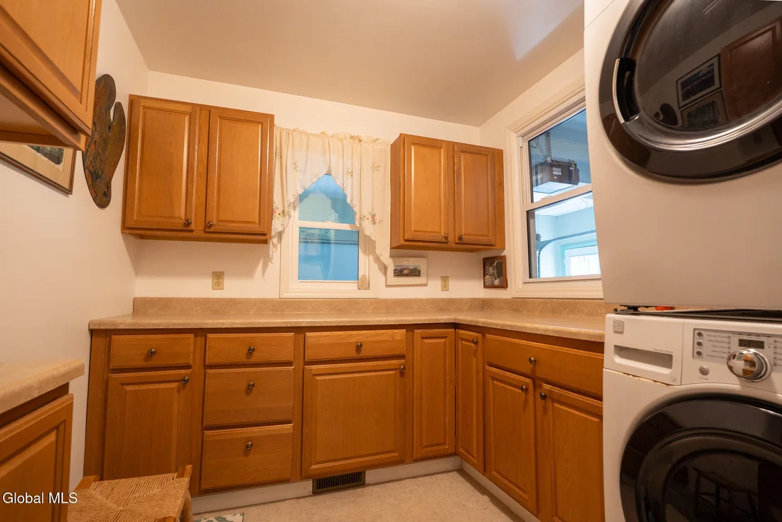 Photo of 103 Union Avenue