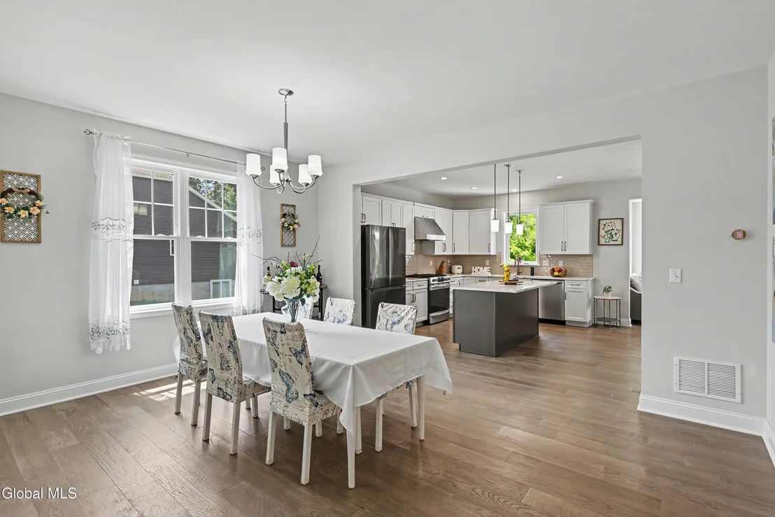 Photo of 30 Greenbrier Way