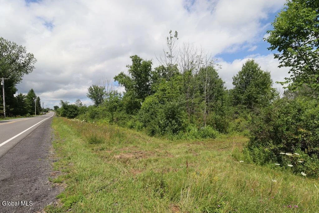 Photo of 468 Middle Road