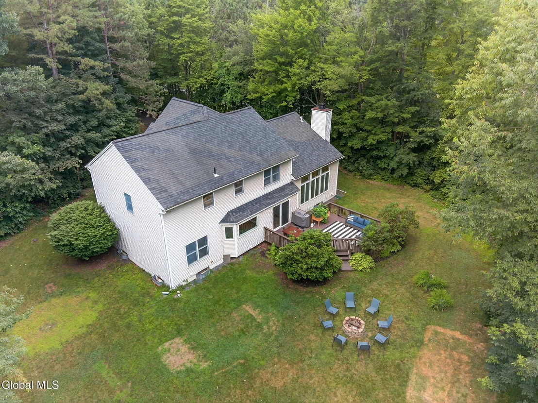 Photo of 72 Maple Road