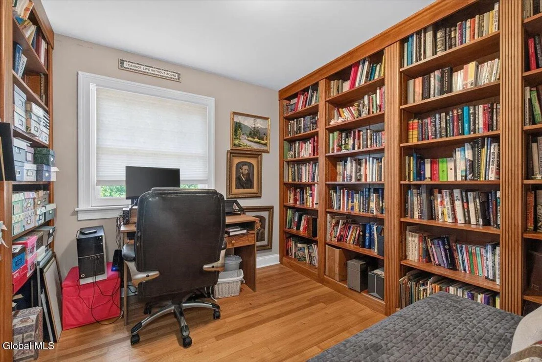 Photo of 845 Northumberland Drive