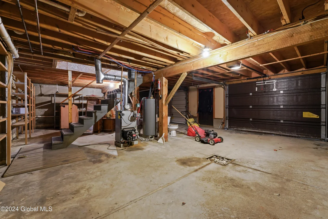 Photo of 680 Taborton Road