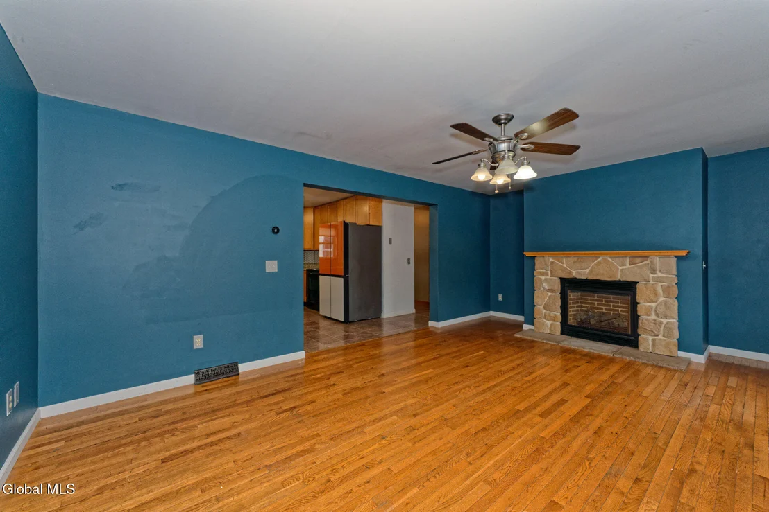 Photo of 44 Allen Road