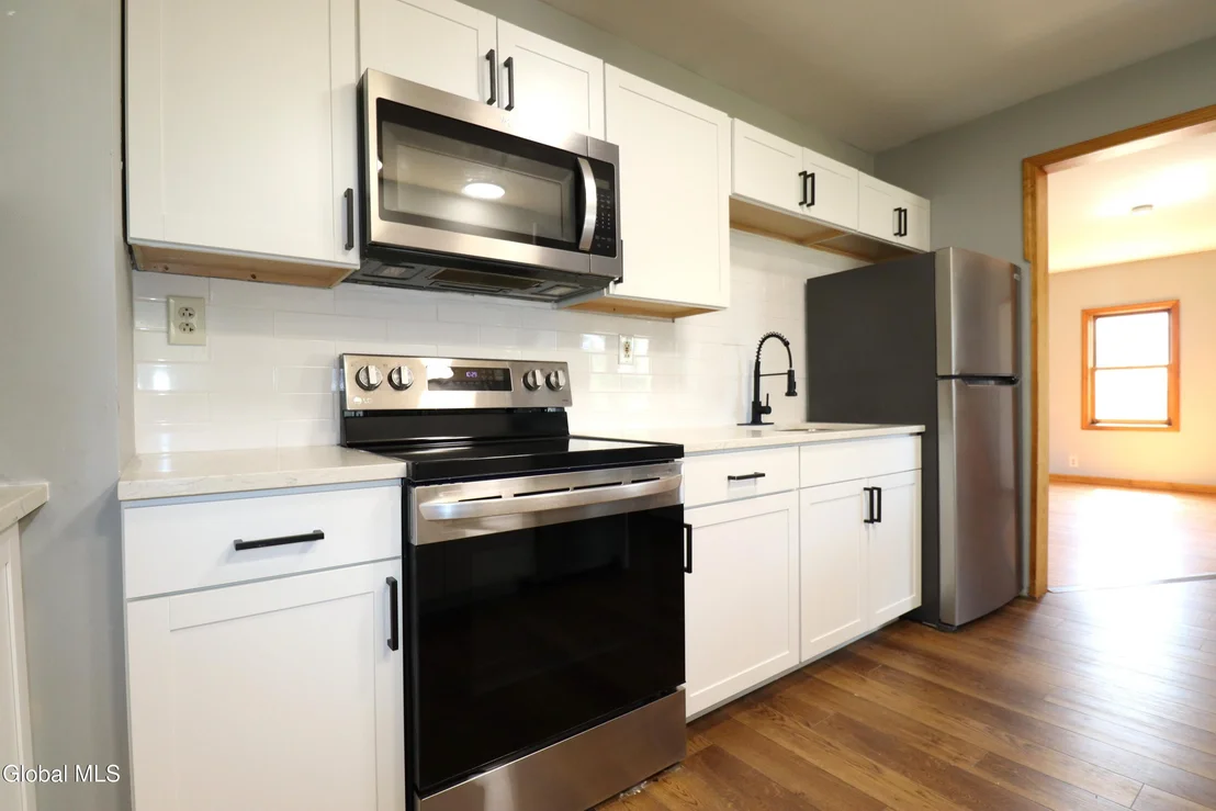 Photo of 319 Melrose Street