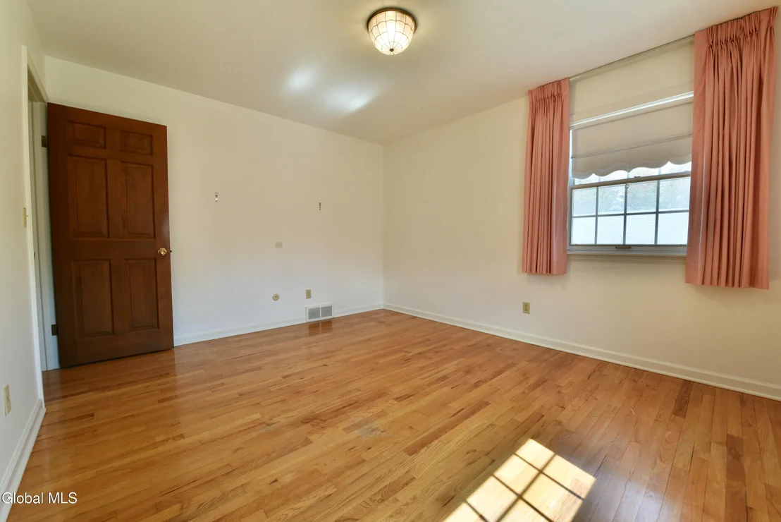 Photo of 1205 Viewmont Drive