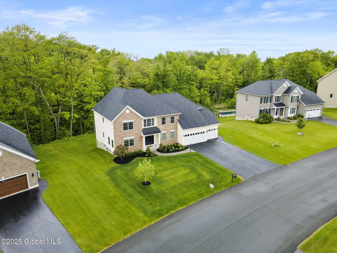 Photo of 45 Tamarack Lane