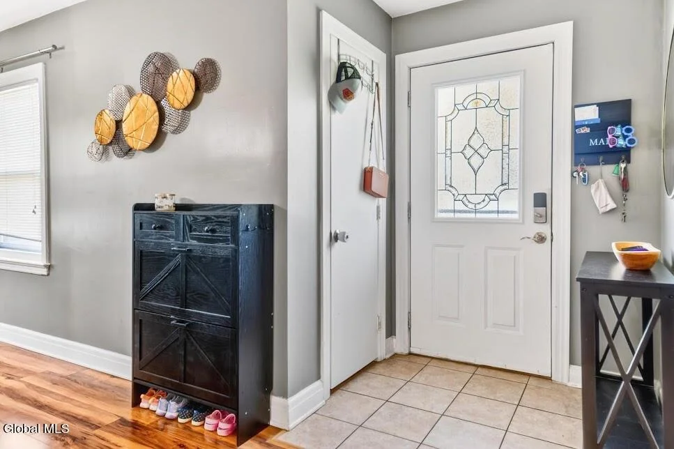 Photo of 2522 Van Dyke Avenue