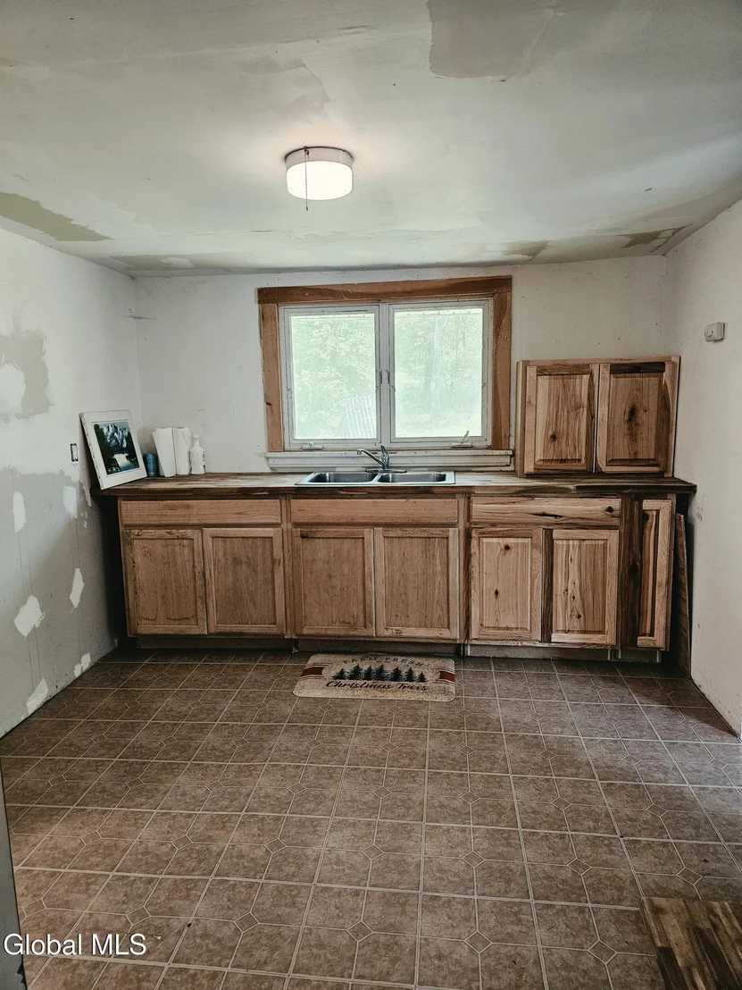 Photo of 143 Gulf Road