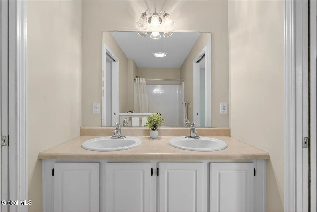 Photo of 10 Tarragon Terrace