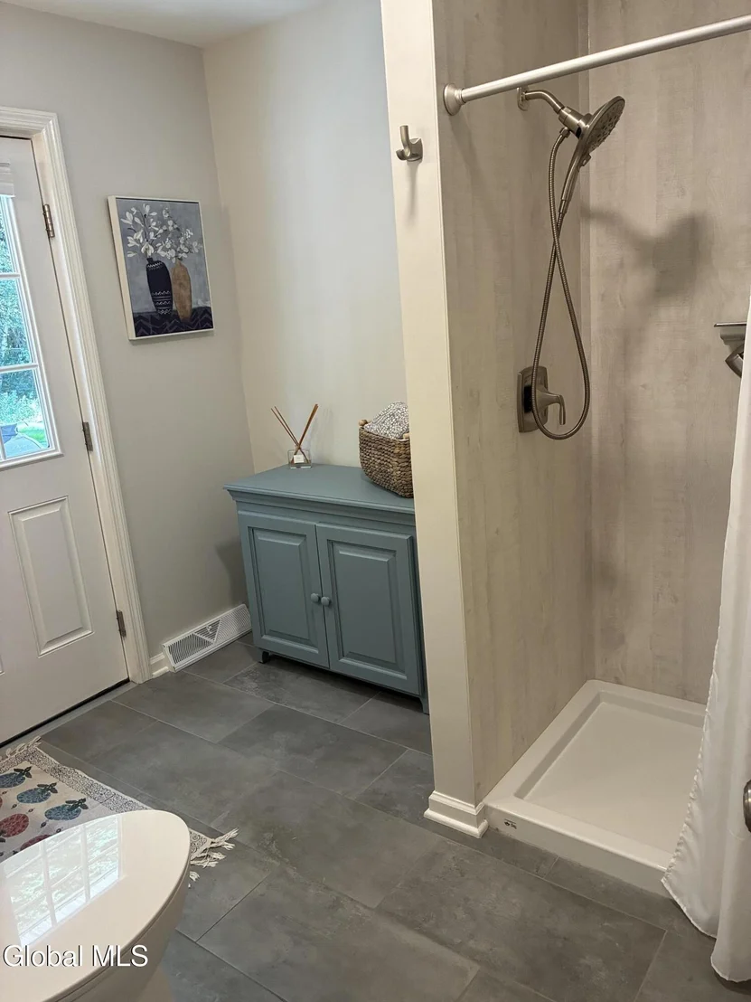 Photo of 210 Sundew Drive