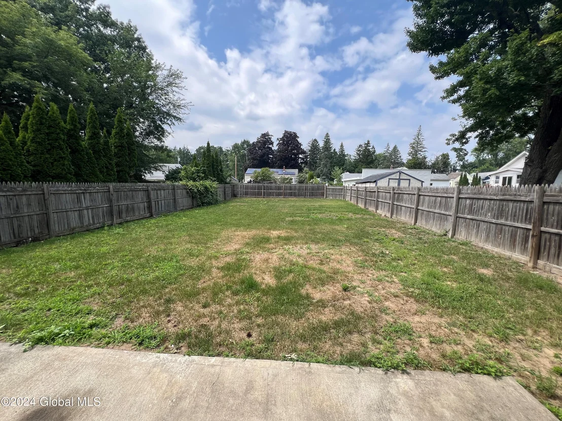 Photo of 313 Chiswell Road