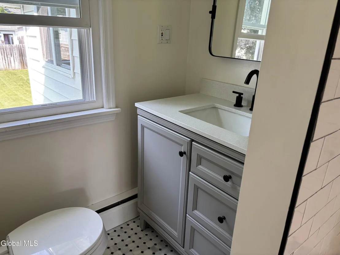 Photo of 1409 Fordham Avenue