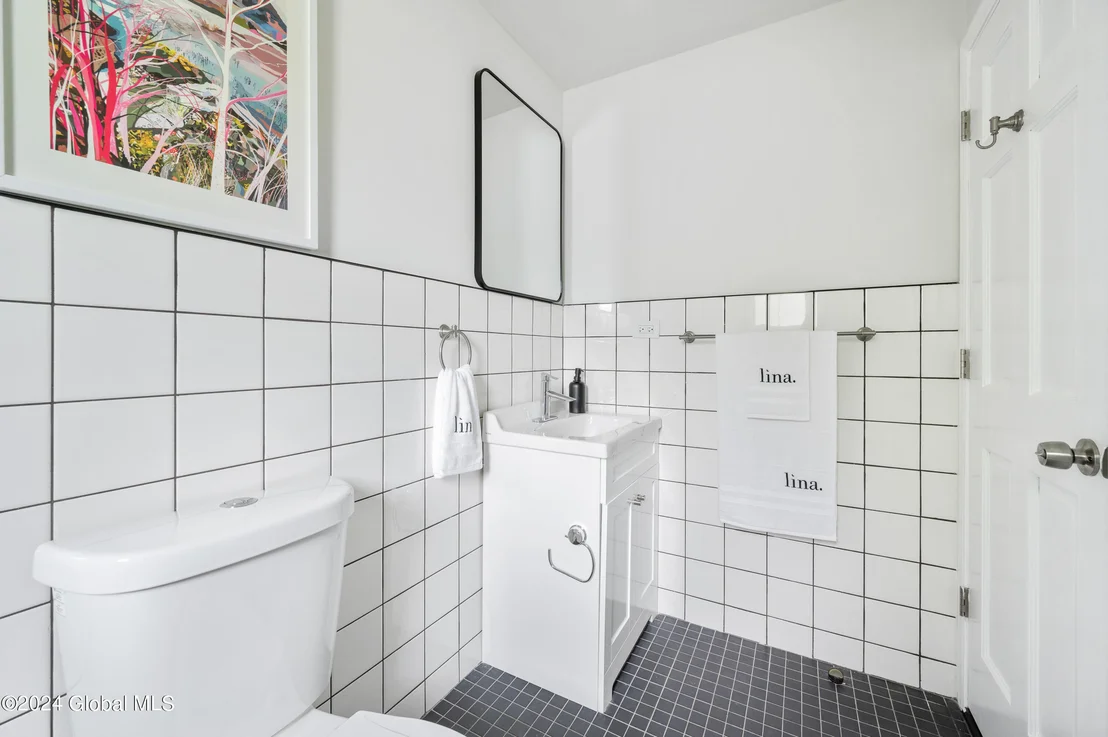 Photo of 5 Wawayanda Place