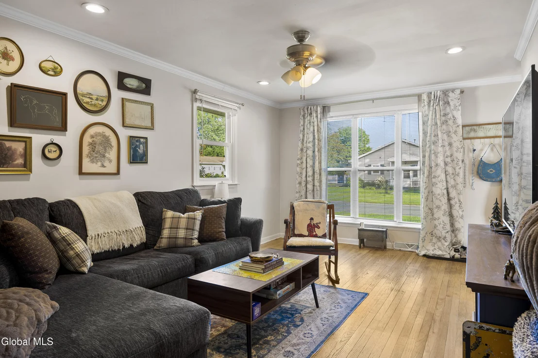 Photo of 309 Manchester Road