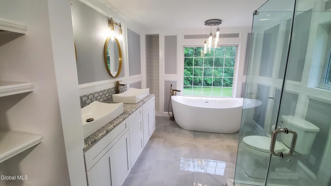 Photo of 2820 Balltown Road