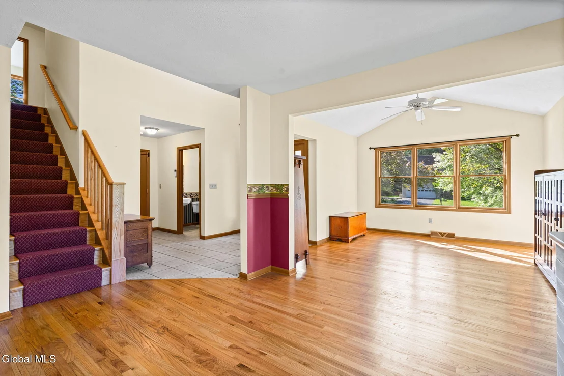 Photo of 107 Fox Run Drive