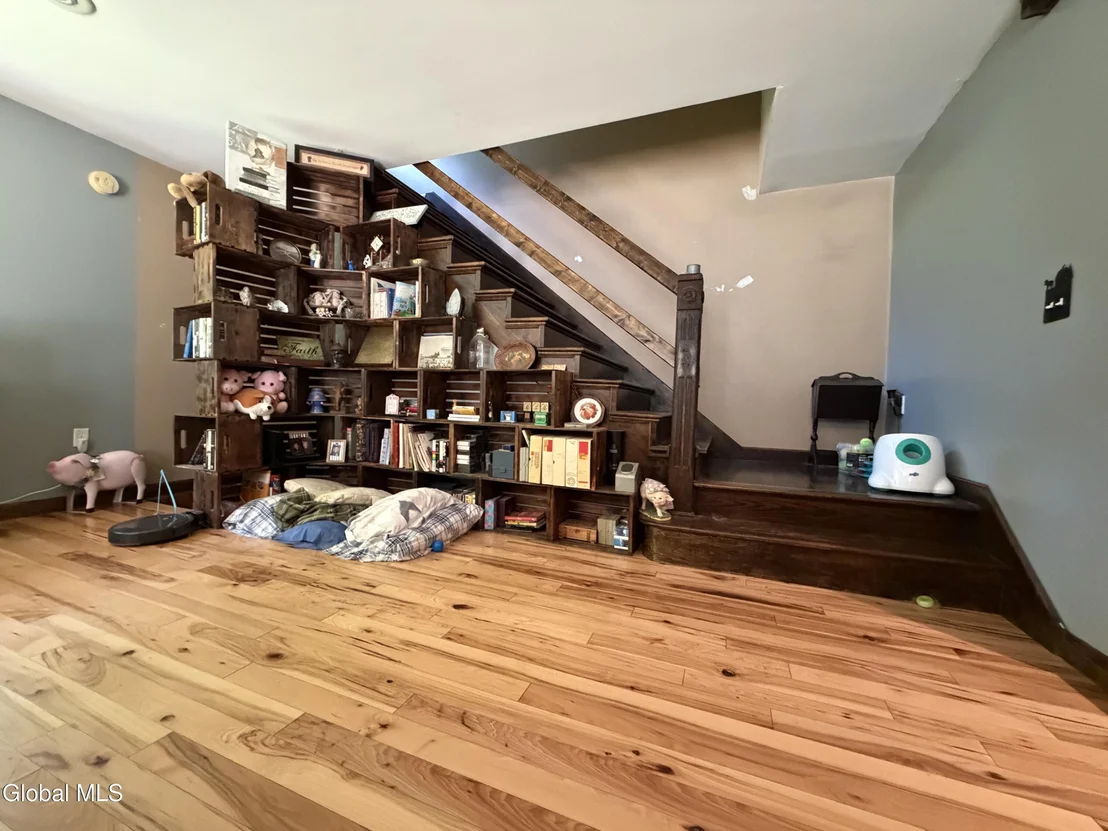 Photo of 24 Lakeview Avenue
