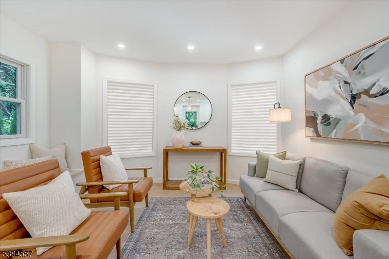 Photo of 5 Brookside Drive