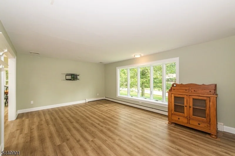 Photo of 9 Flintlock Dr