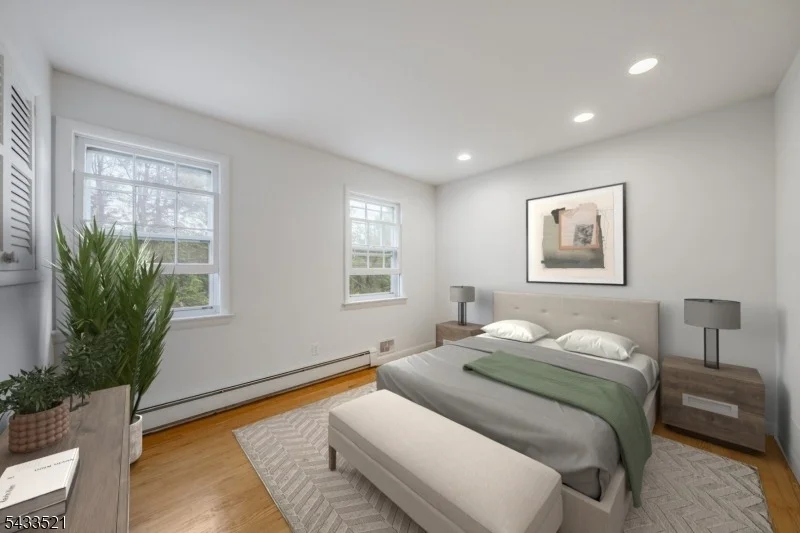 Photo of 638 River Rd