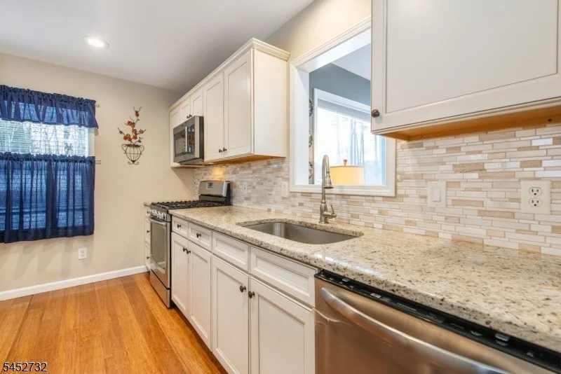 Photo of 152 New Rd