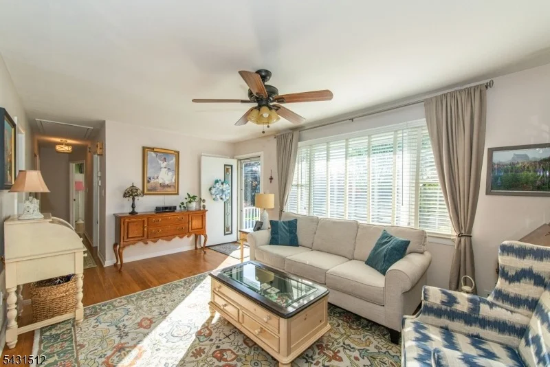 Photo of 540 Herrick Dr