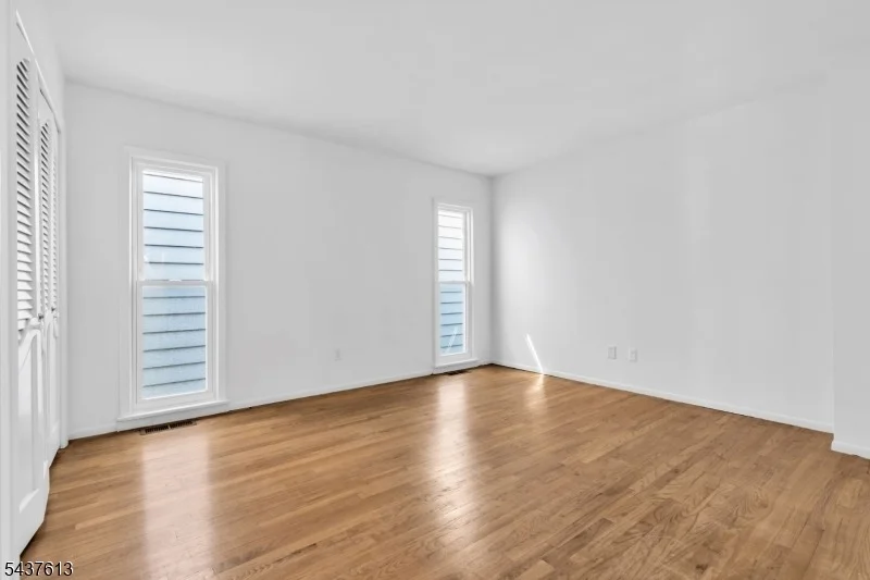 Photo of 23 Colonial Dr
