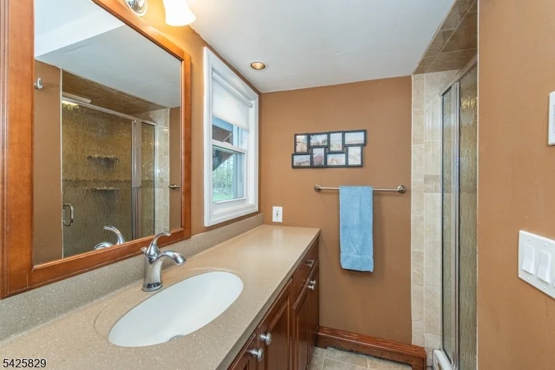 Photo of 12 Henry St