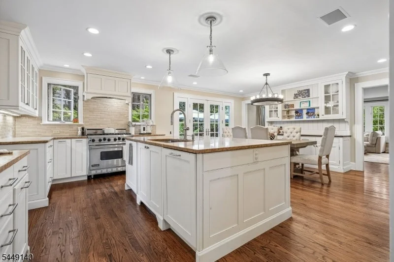 Photo of 74 Blackburn Rd