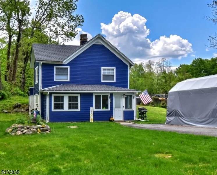 Photo of 42 Kanouse Rd