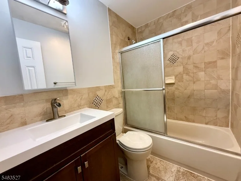 Photo of 44 Drake Rd
