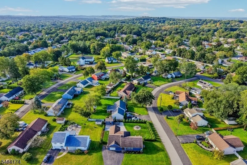 Photo of 4 Stuart Ln