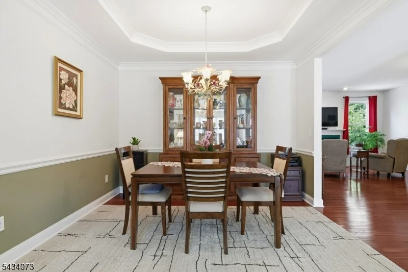 Photo of 81 Washington Square Circle