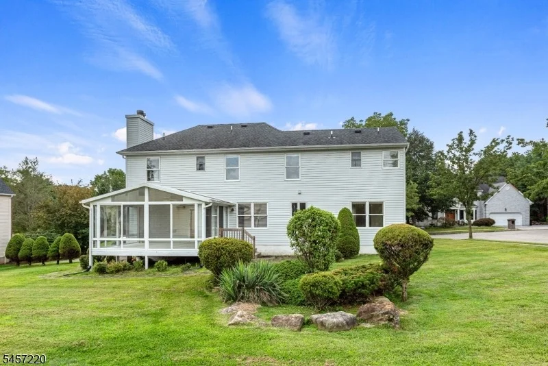 Photo of 4 Hawthorn Dr