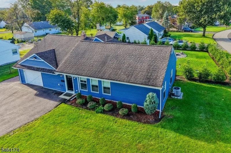 Photo of 4 Stuart Ln