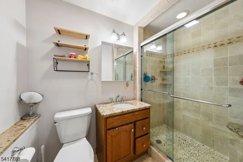 Photo of 2 Caryn Pl