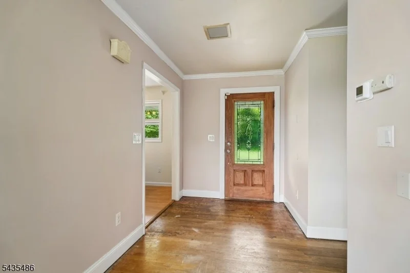 Photo of 21 Wayside Ln