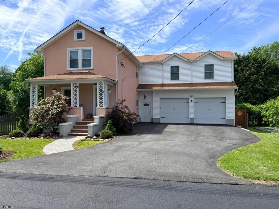 Photo of 23 Ferro Monte Ave