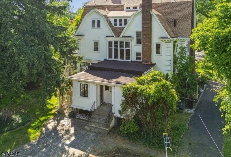 Photo of 500 Berkeley Ave