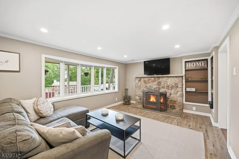 Photo of 13 HIGHVIEW TRAIL