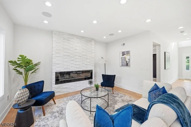 Photo of 46 Snyder Ave