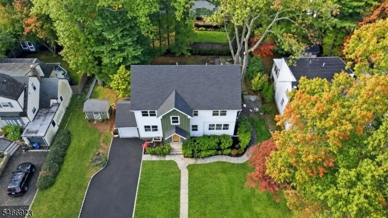 Photo of 37 Maple Ave