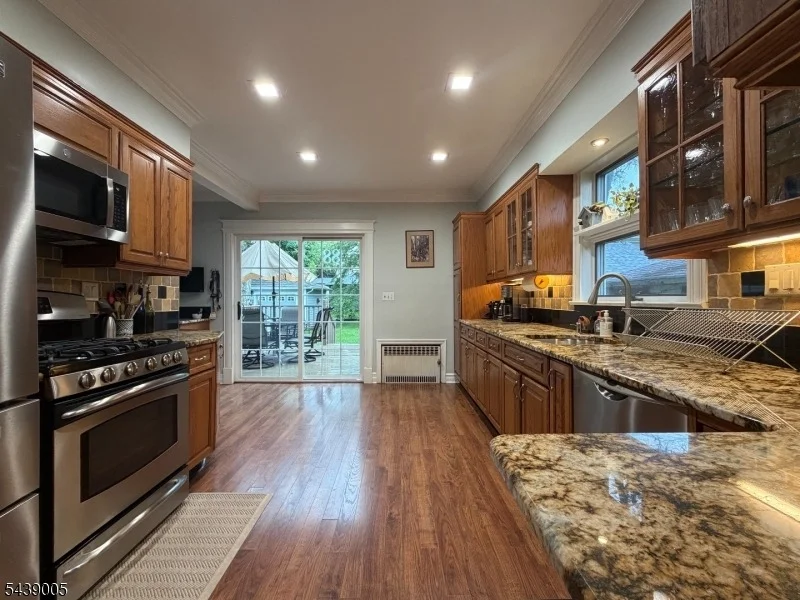 Photo of 88 Edgemont Rd