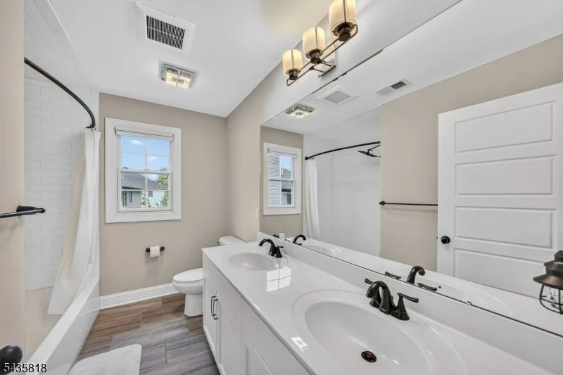 Photo of 74 Haggerty Dr