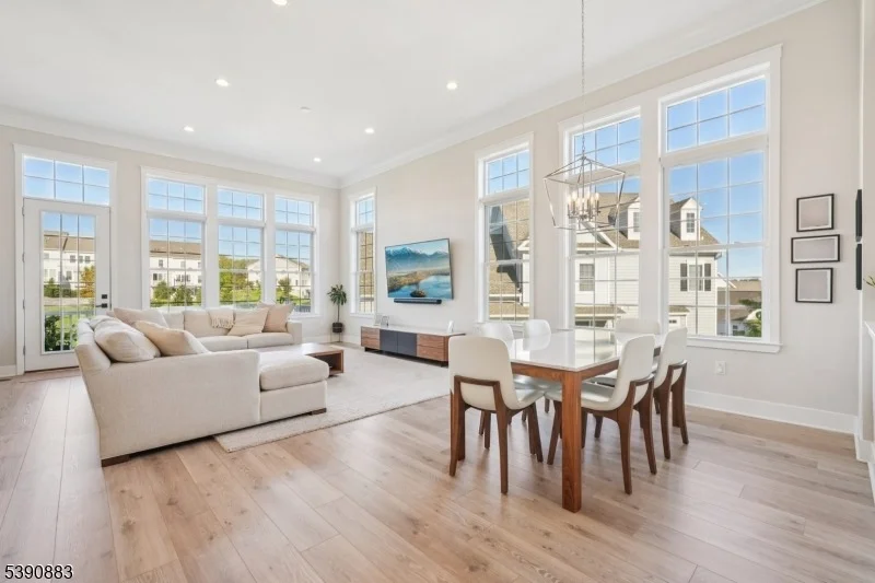 Photo of 30 Juniper Ct