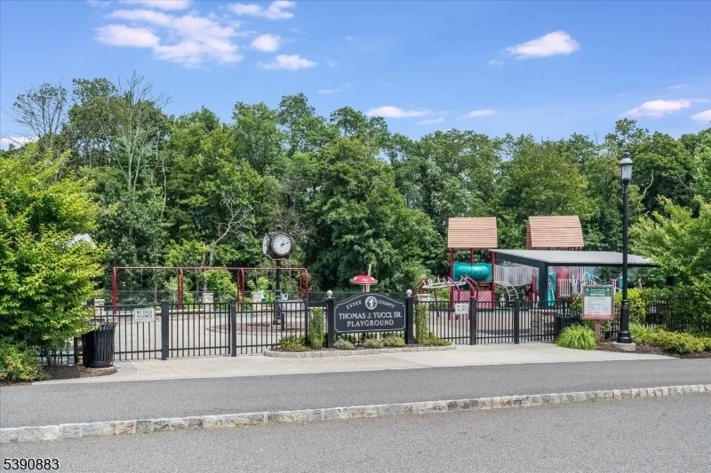 Photo of 30 Juniper Ct